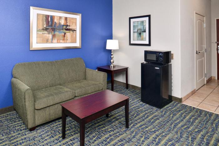 holiday inn express hotel and suites san antonio by ihg