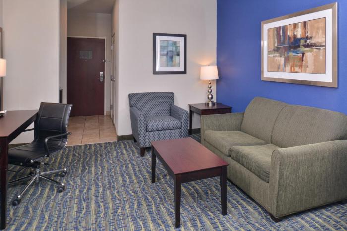 holiday inn express hotel and suites san antonio by ihg