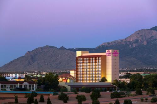 crowne plaza albuquerque by ihg