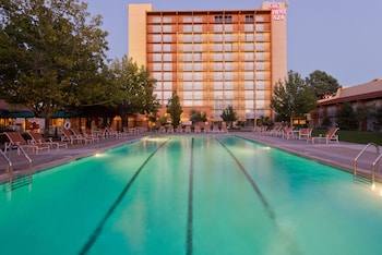 Crowne Plaza Albuquerque By Ihg,Bernalillo>>Albuquerque,4 star