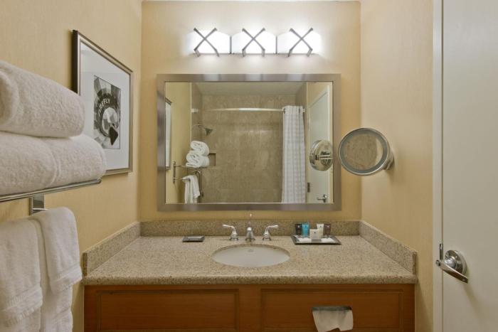crowne plaza albuquerque by ihg