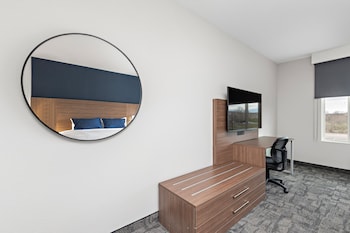 holiday inn express kansas city north parkville an ihg hotel