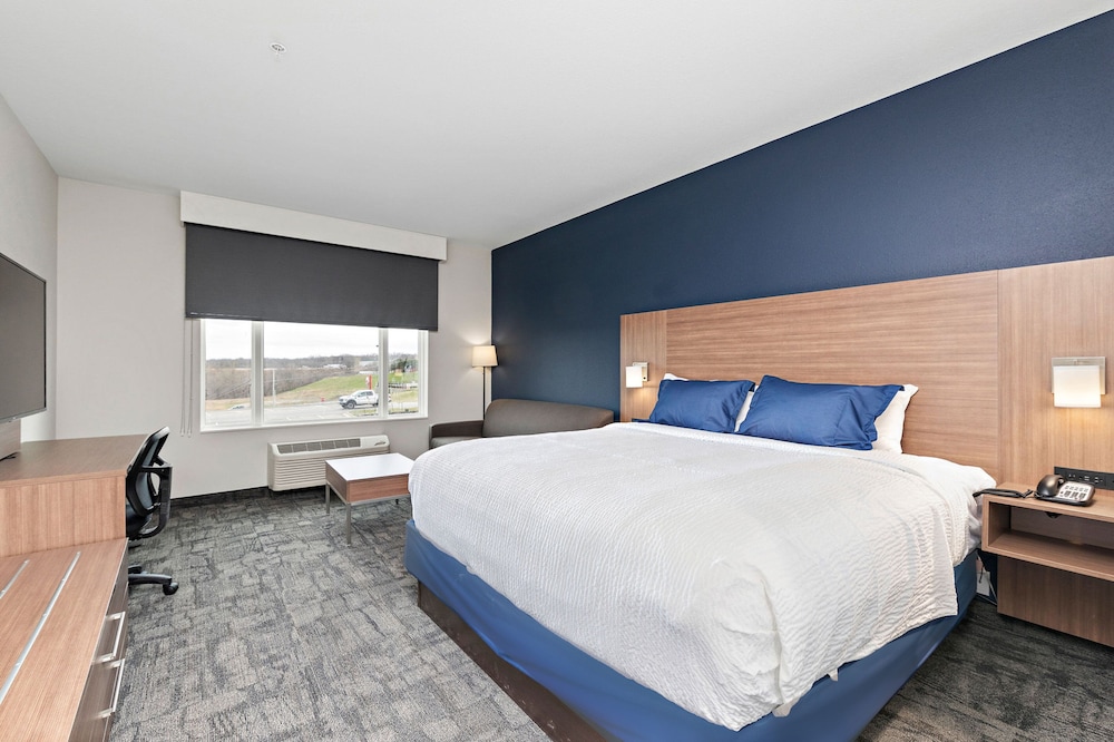 holiday inn express kansas city north parkville an ihg hotel