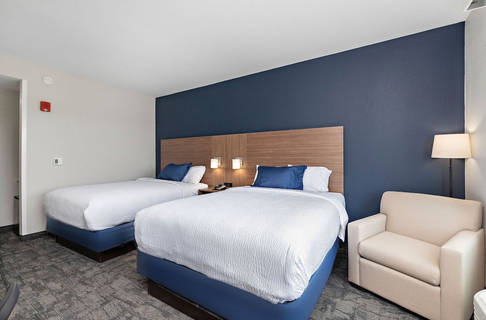 holiday inn express kansas city north parkville an ihg hotel