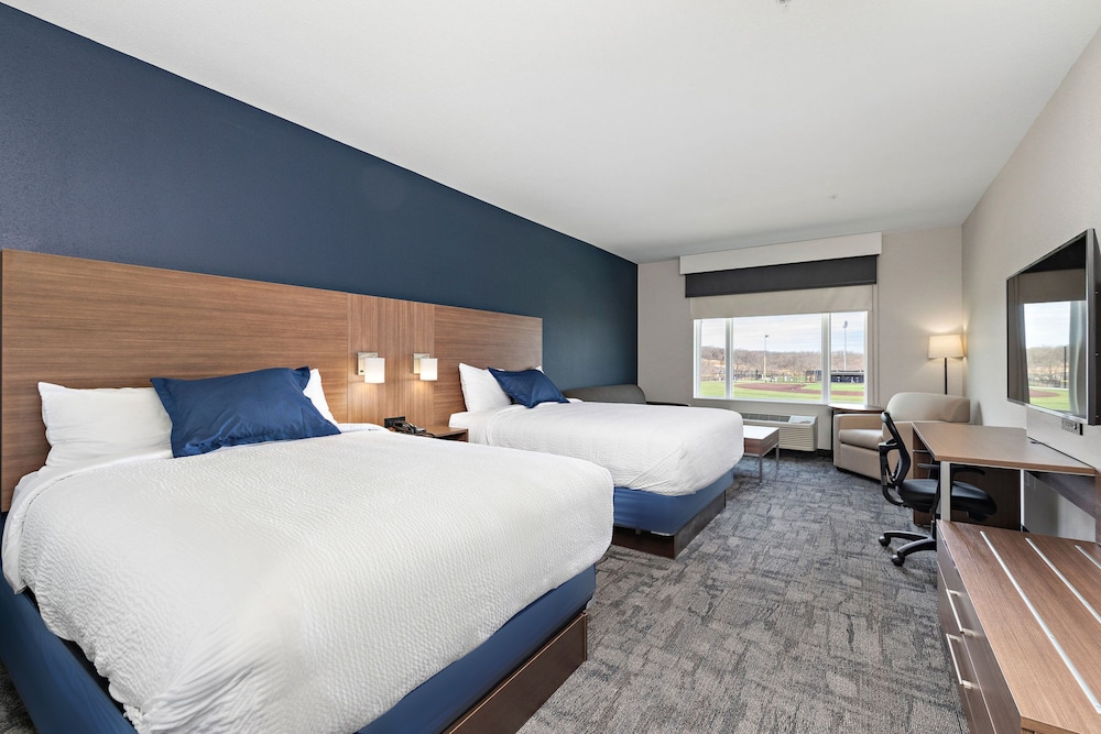 holiday inn express kansas city north parkville an ihg hotel