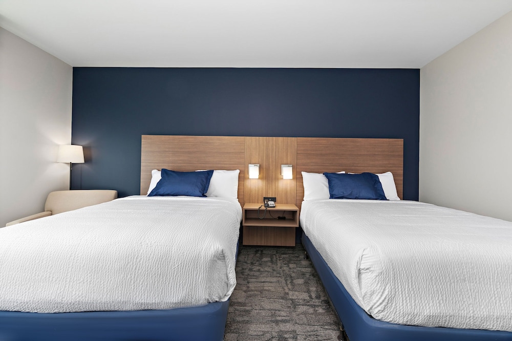 holiday inn express kansas city north parkville an ihg hotel
