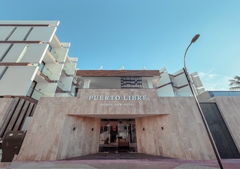 hotel puerto libre