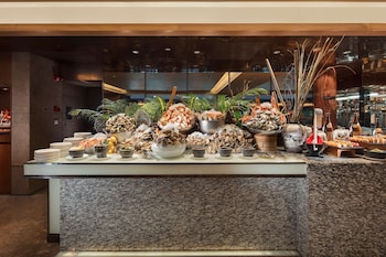 Hilton Guangzhou Tianhe,Guangzhou>>Guangdong,5 star