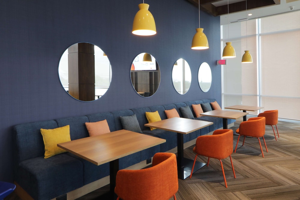 tru by hilton monterrey fundidora