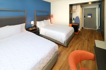 tru by hilton monterrey fundidora