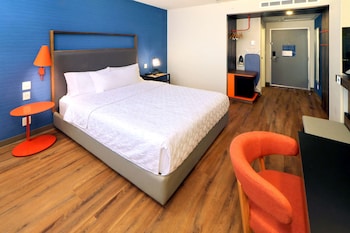 tru by hilton monterrey fundidora