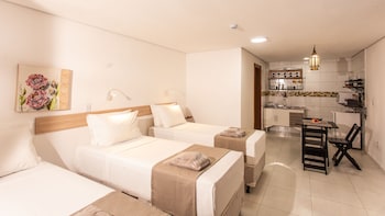 hotel chalet monet granja vianna