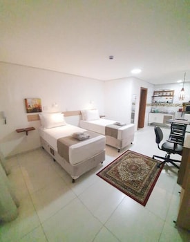 hotel chalet monet granja vianna