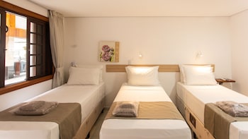 hotel chalet monet granja vianna