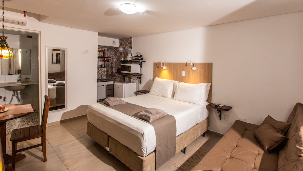 hotel chalet monet granja vianna