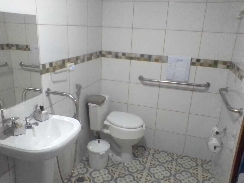 hotel chalet monet granja vianna