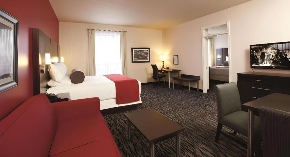 c hotel by carmens bw premier collection