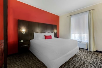 c hotel by carmens bw premier collection