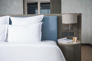 pullman lombok mandalika beach resort