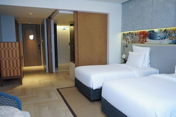 pullman lombok mandalika beach resort