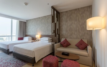 comfort hotel jeddah king road