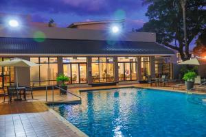 holiday inn harare by ihg