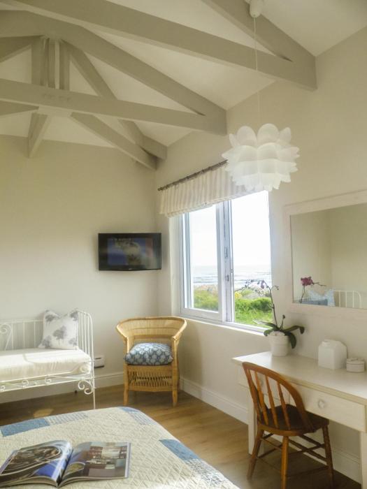 138 marine beachfront guesthouse