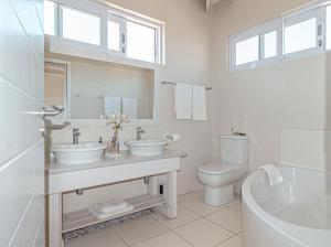 138 marine beachfront guesthouse