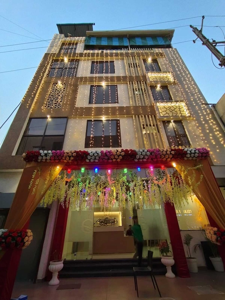 hotel golden bliss