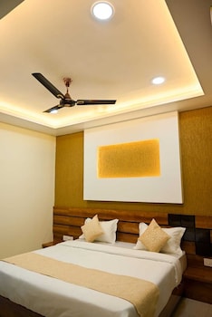 hotel golden bliss