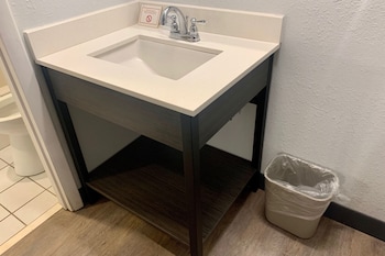 motel 6 hillsville va