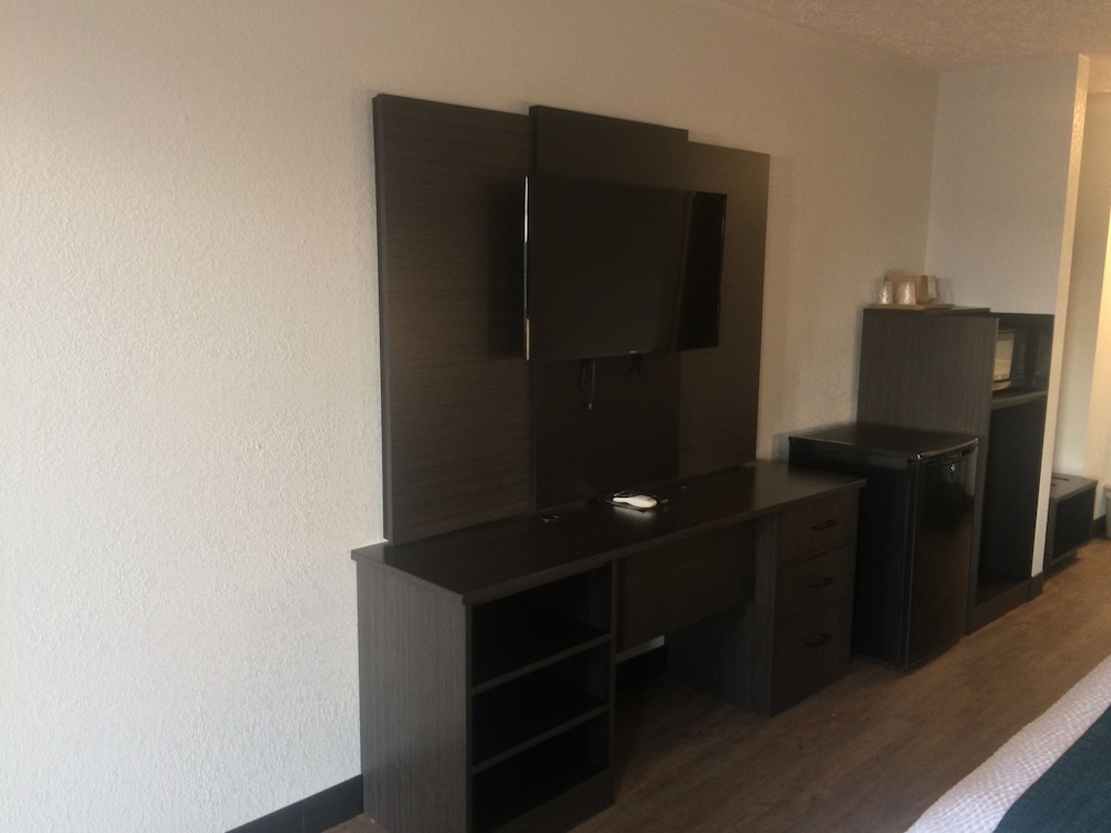 motel 6 hillsville va