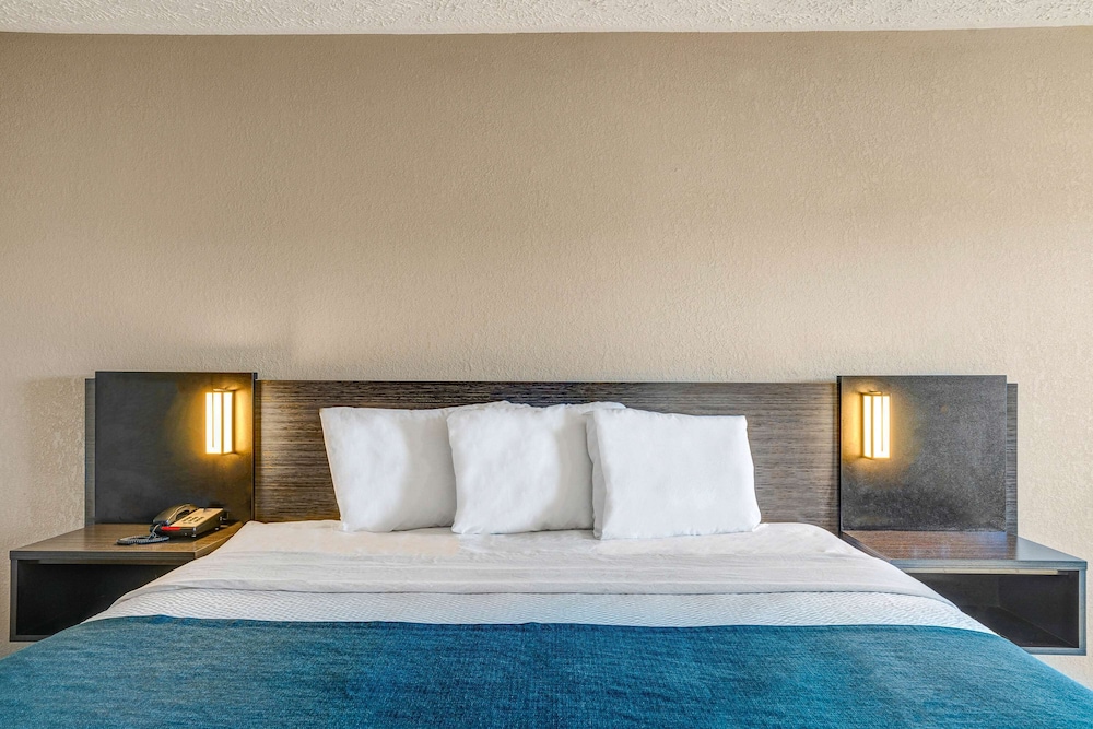 motel 6 hillsville va