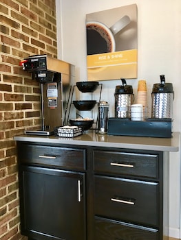 motel 6 hillsville va