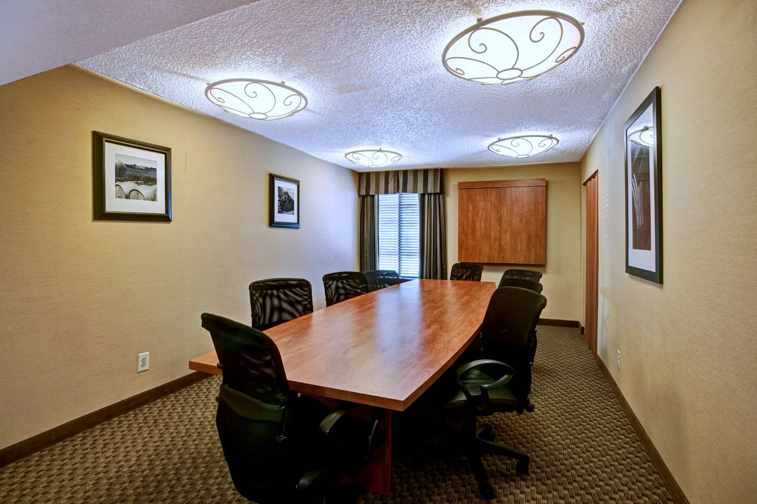 hampton inn college station