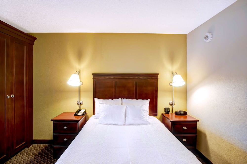 hampton inn college station