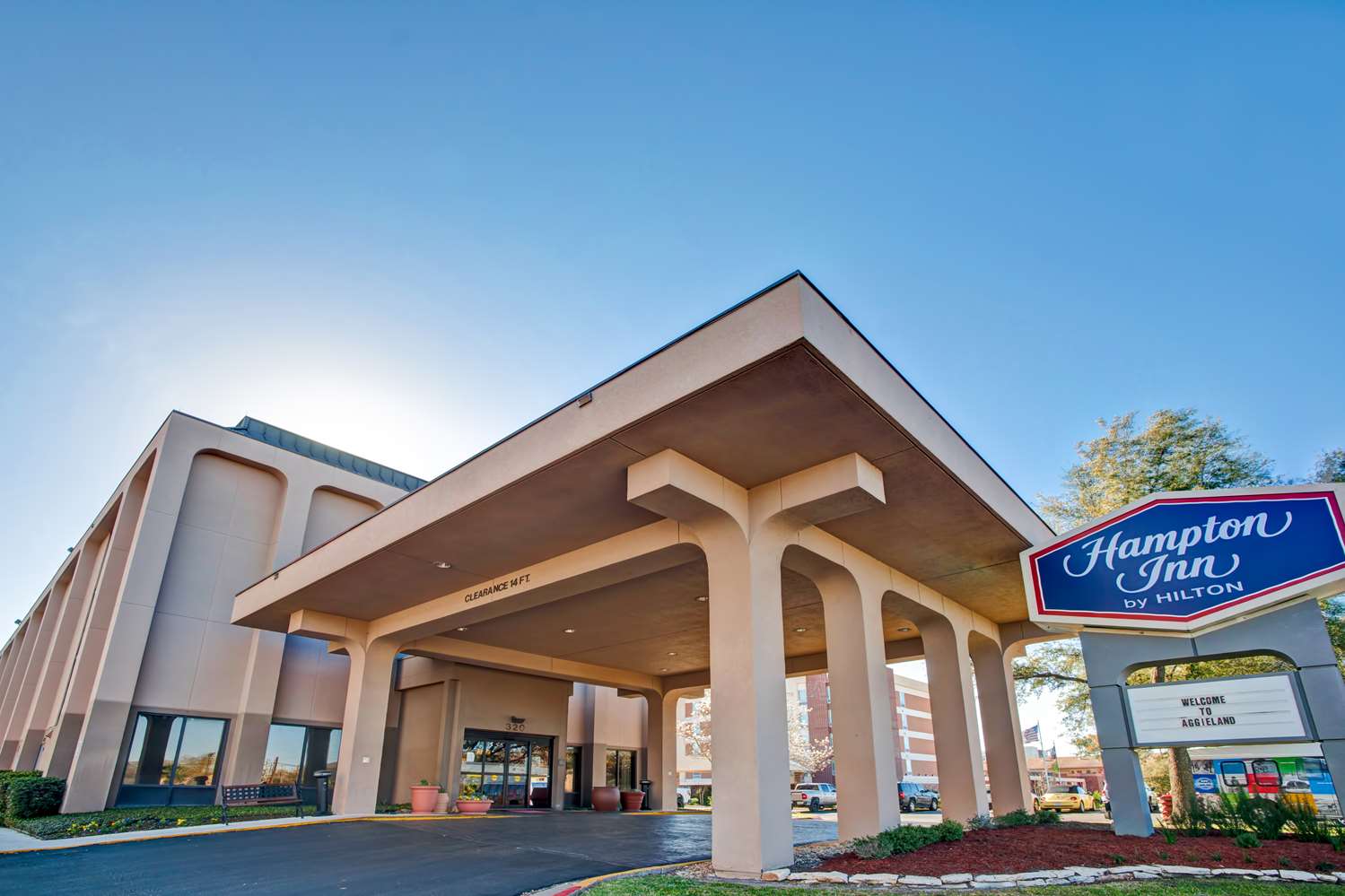 hampton inn college station