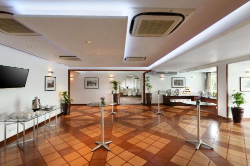 hilton colombo residence