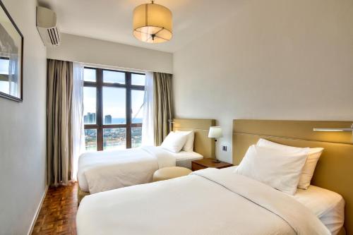 hilton colombo residence