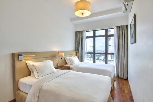 hilton colombo residence