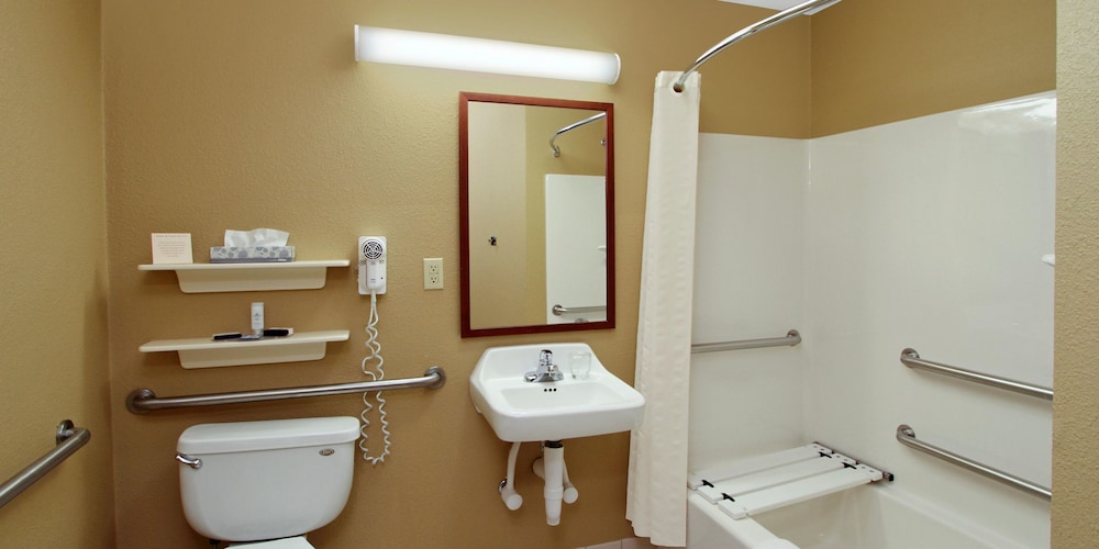 candlewood suites columbus fort benning by ihg
