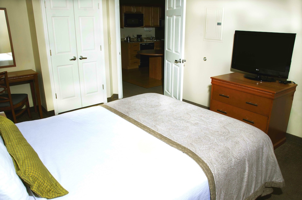 candlewood suites columbus fort benning by ihg