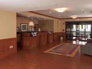hampton inn commerce novi