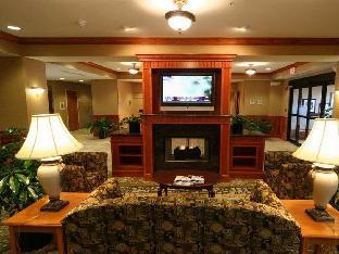hampton inn commerce novi
