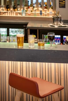 hampton by hilton bath city