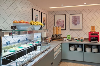 hampton by hilton bath city