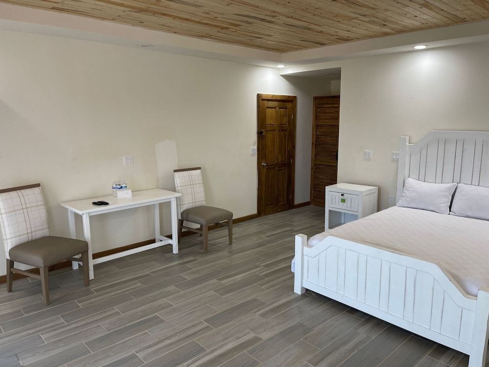 la estancia santa rosa hotel boutique