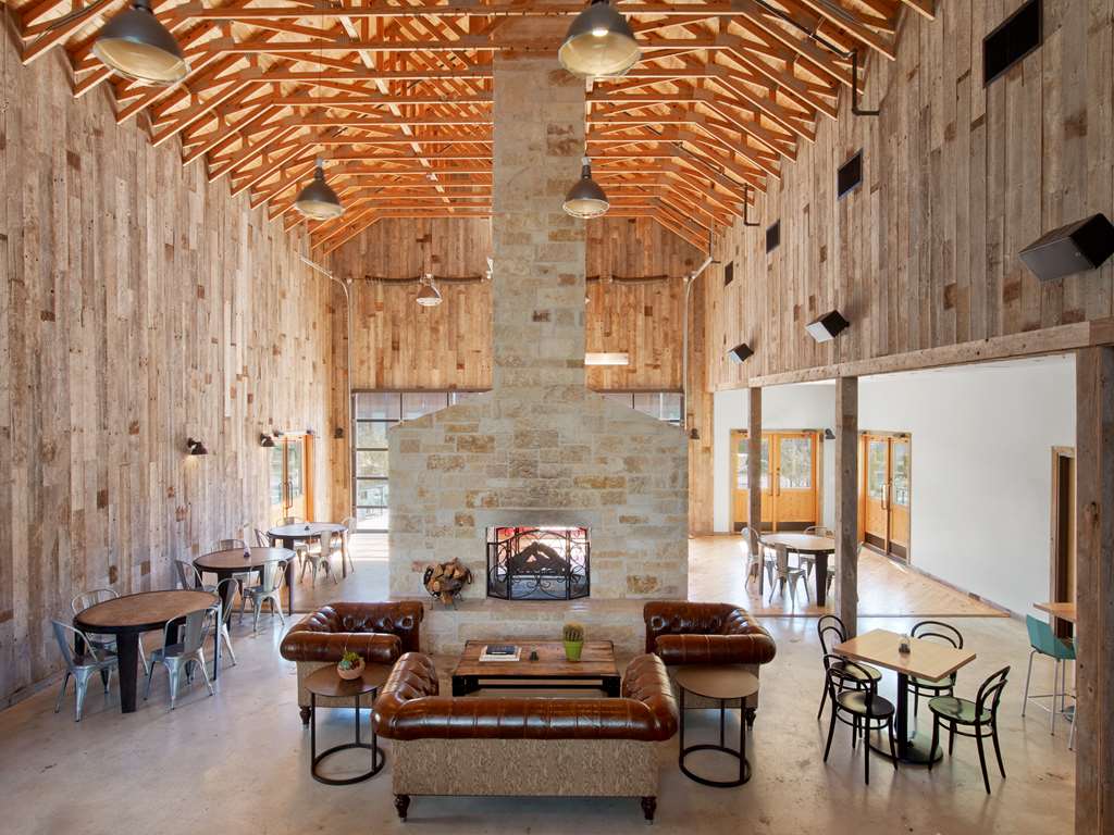 lone star court by valencia hotel collection