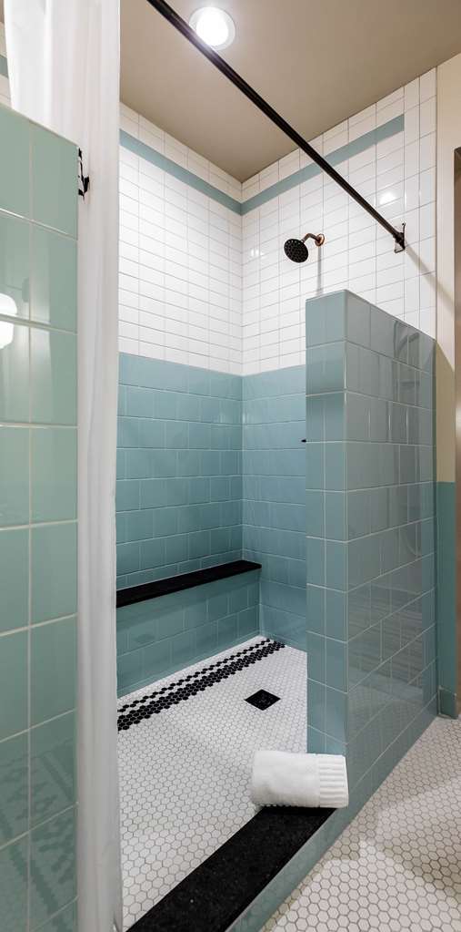 lone star court by valencia hotel collection