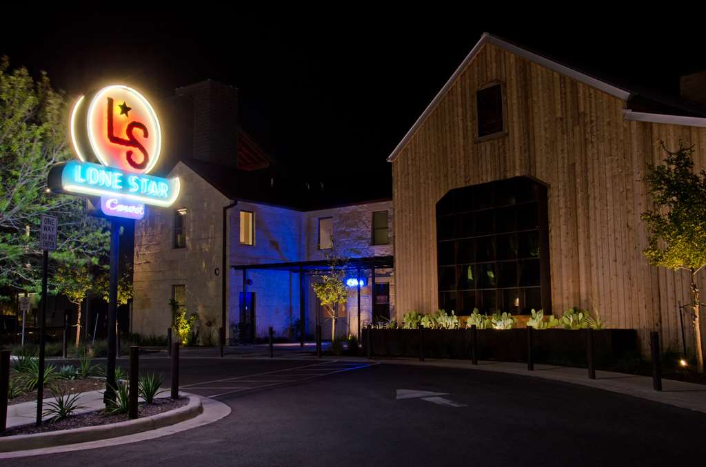 lone star court by valencia hotel collection